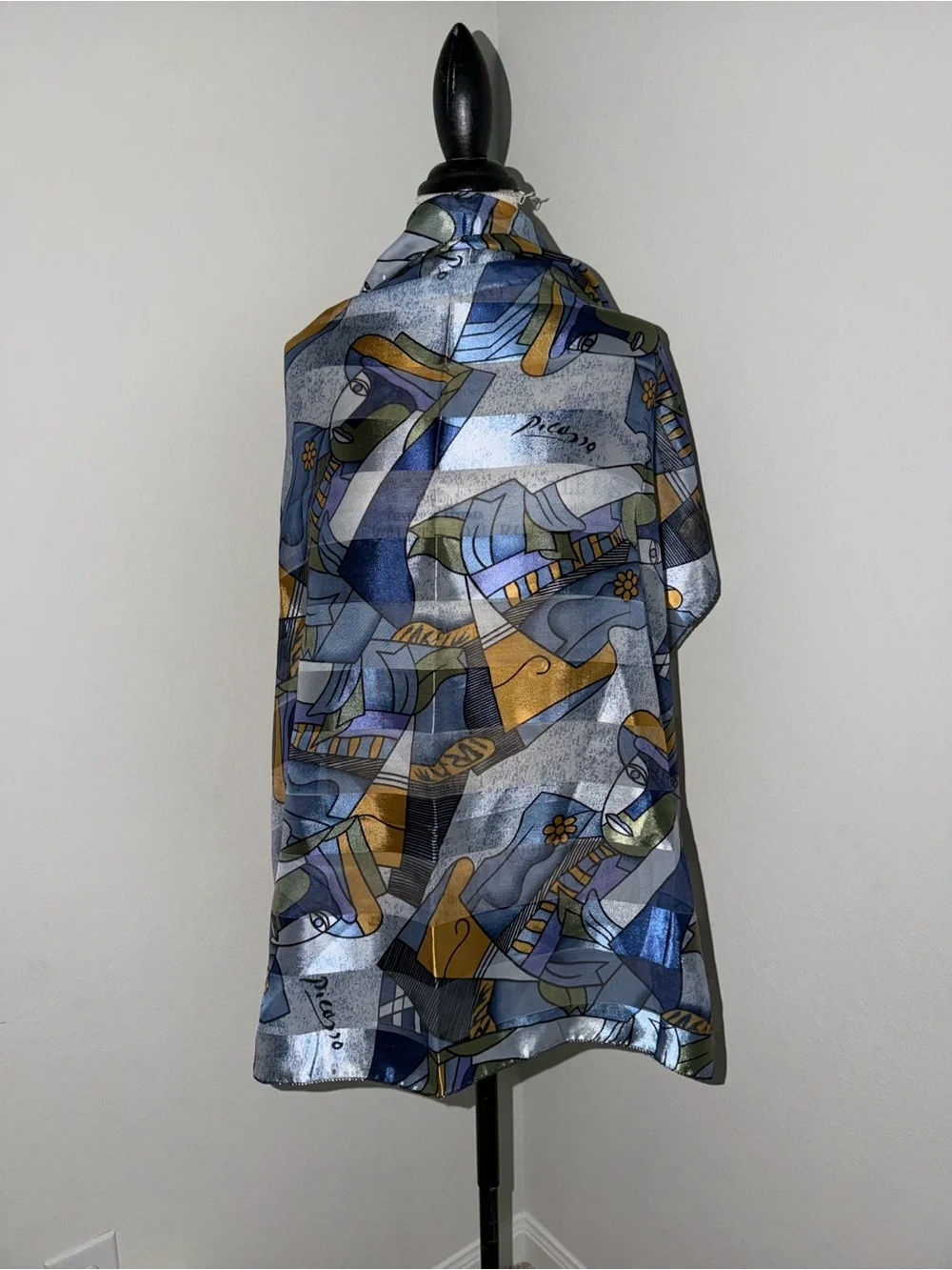 Women's Picasso-Art Scarf
